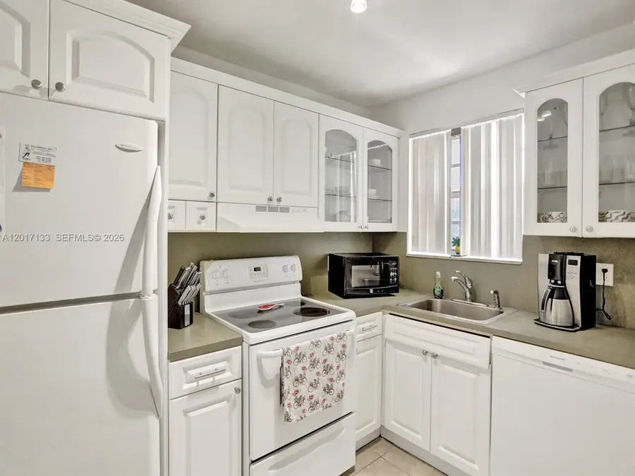 2040 NW 81st Ave #117, Pembroke Pines, FL 33024 - #3