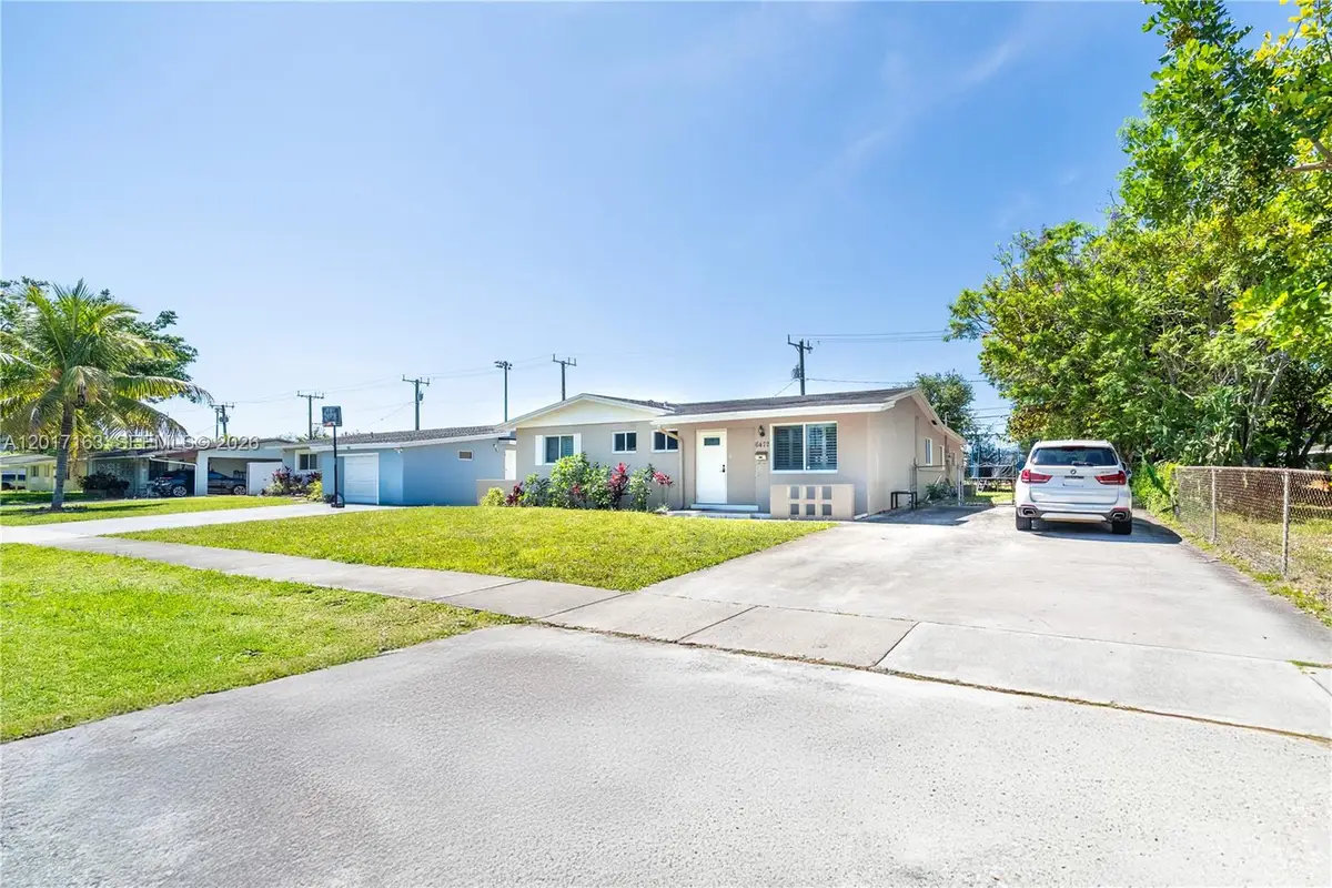 6472 Pierce St, Hollywood, FL 33024 - #1
