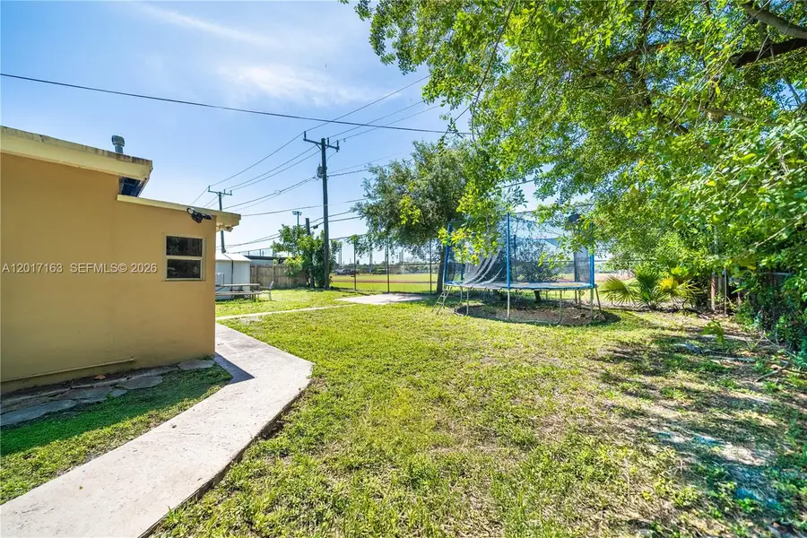 6472 Pierce St, Hollywood, FL 33024 - #3