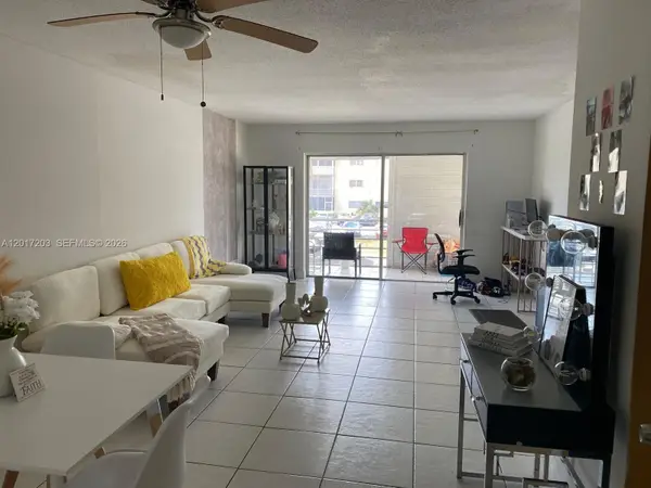 4045 NW 16th St #203, Lauderhill, FL 33313