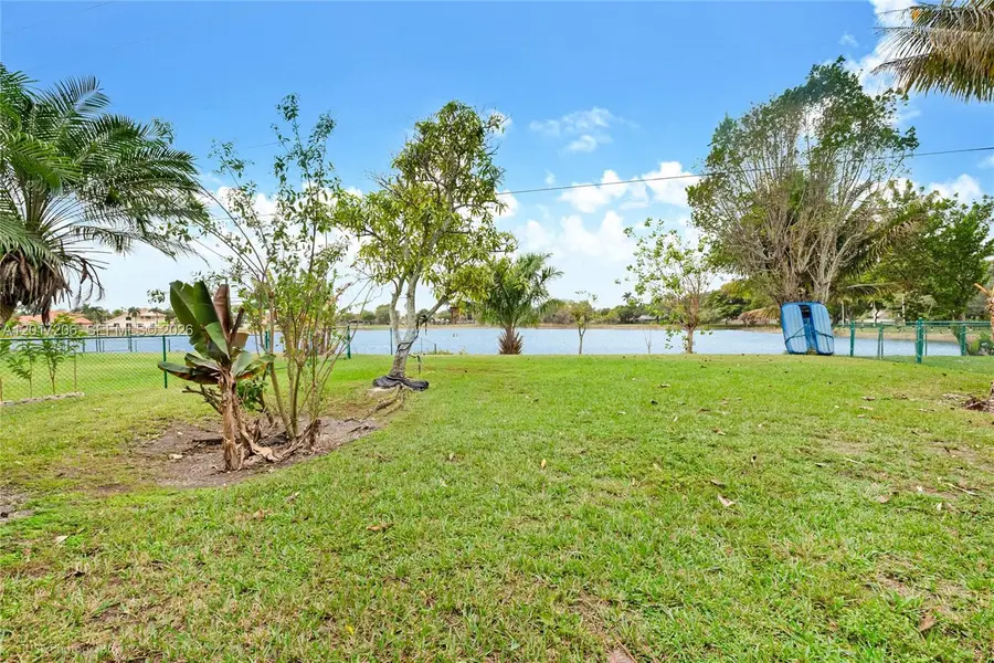 1402 SE 16th Ave, Homestead, FL 33035 - #3
