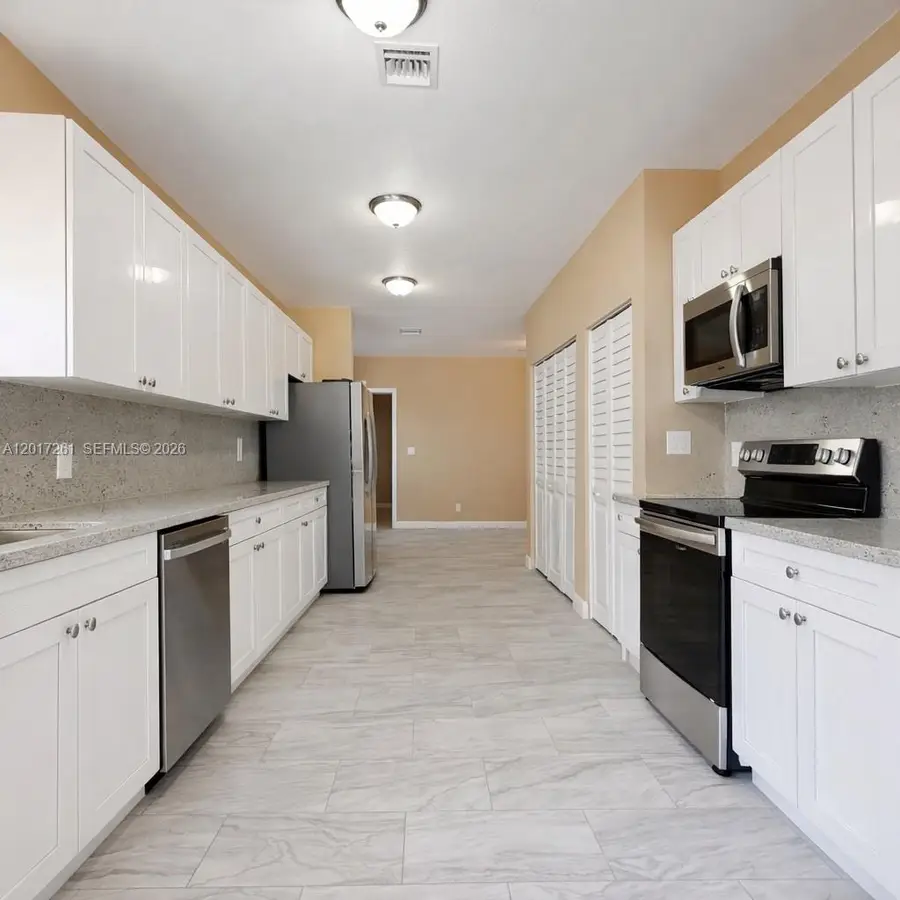 1015 NW 8th Ave, Fort Lauderdale, FL 33311 - #3