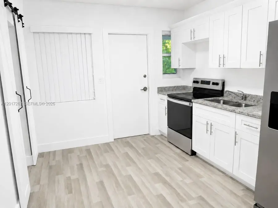 831 El Prado, West Palm Beach, FL 33405 - #3