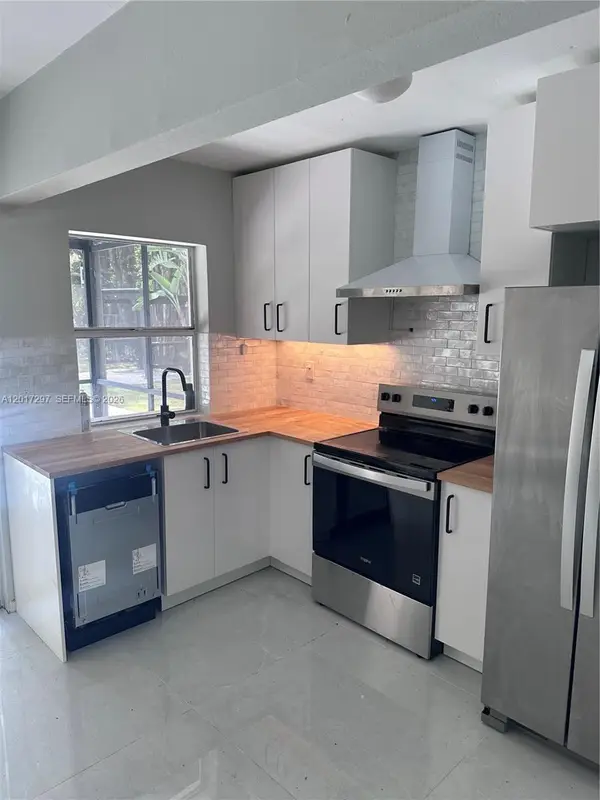 200 SE 19th St, Fort Lauderdale, FL 33316