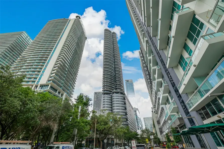 1000 Brickell Plz #3002, Miami, FL 33131 - #3