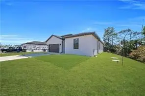 621 Greenbriar Blvd, Lehigh Acres, FL 33972 - #3