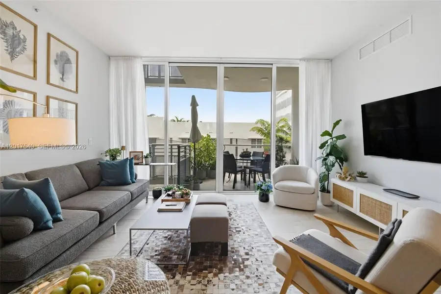2100 Park Ave #302, Miami Beach, FL 33139 - #3