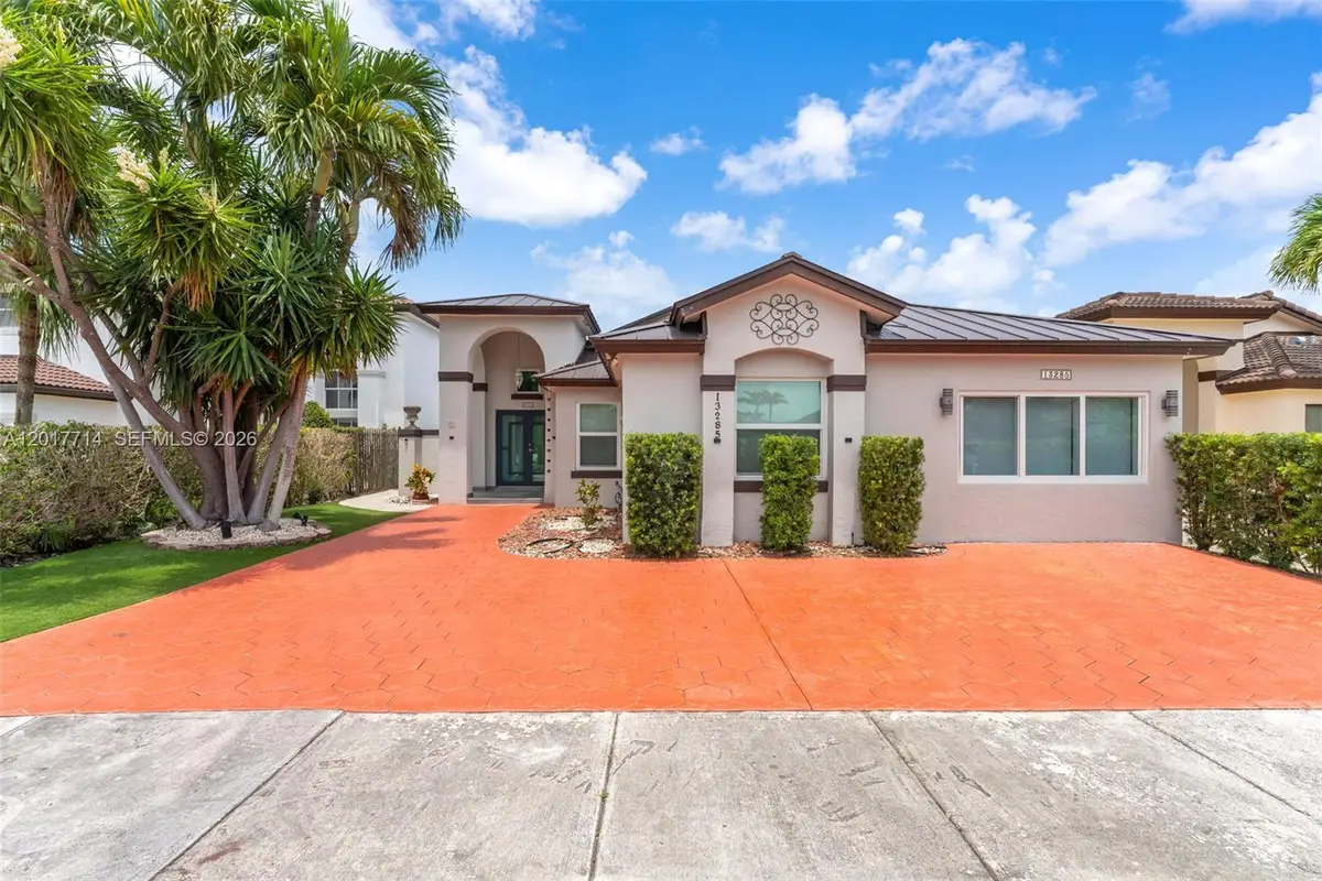 13285 NW 11th St, Miami, FL 33182 - #1
