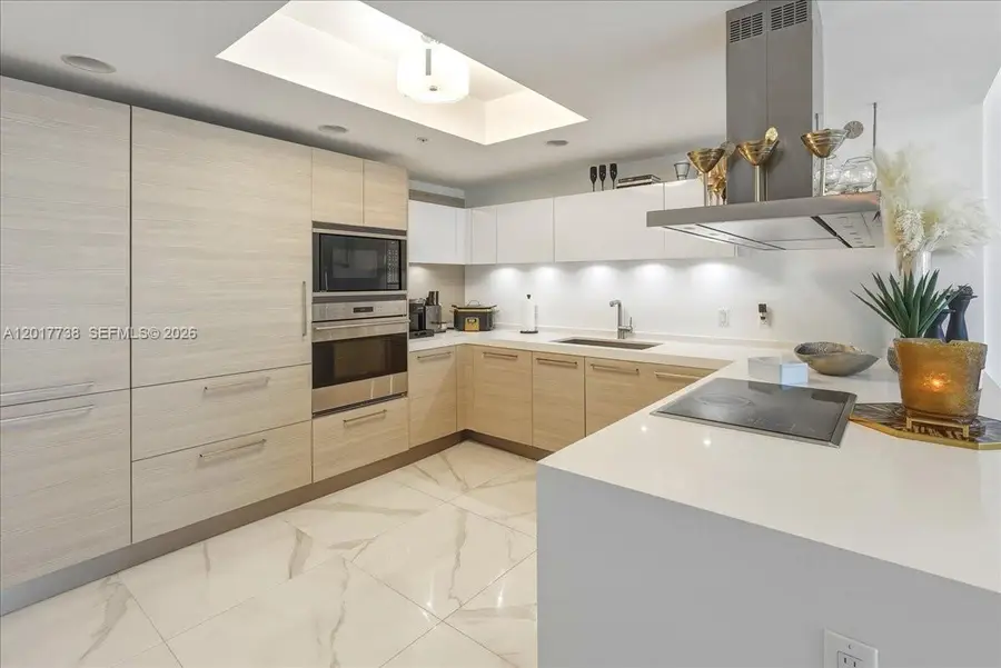 17301 Biscayne Blvd #605, North Miami Beach, FL 33160 - #3