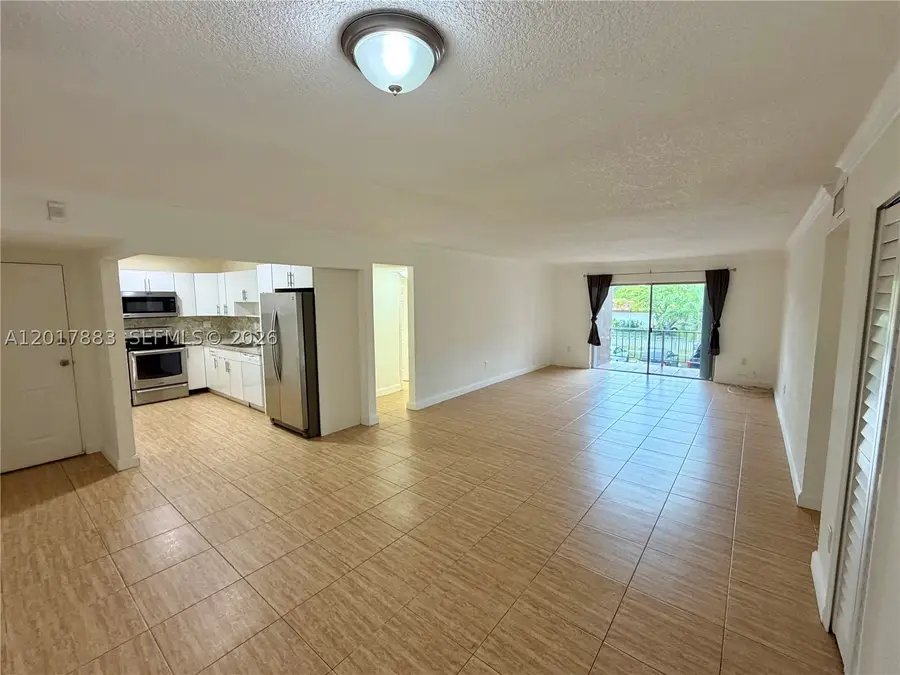 9429 SW 76th St #W25, Miami, FL 33173 - #2
