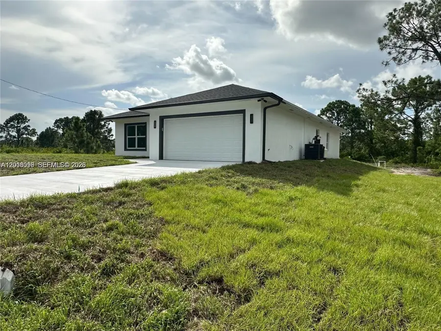 1125 Milwaukee Blvd, Lehigh Acres, FL 33974 - #3