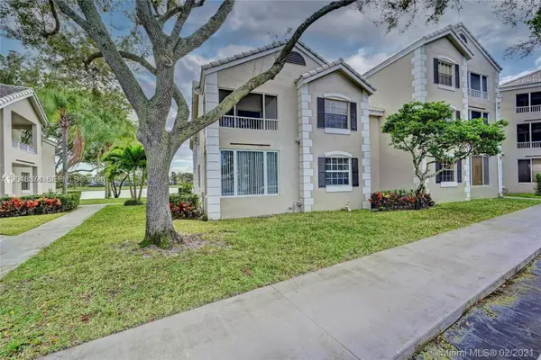 2850 N Oakland Forest Dr #202, Oakland Park, FL 33309