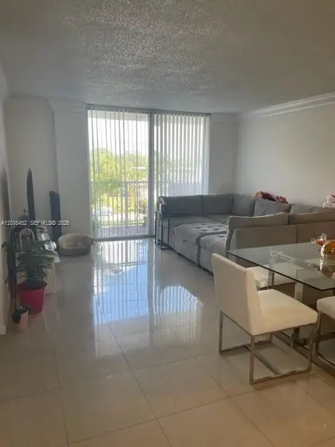 2020 NE 135th St #303, North Miami, FL 33181 - #1
