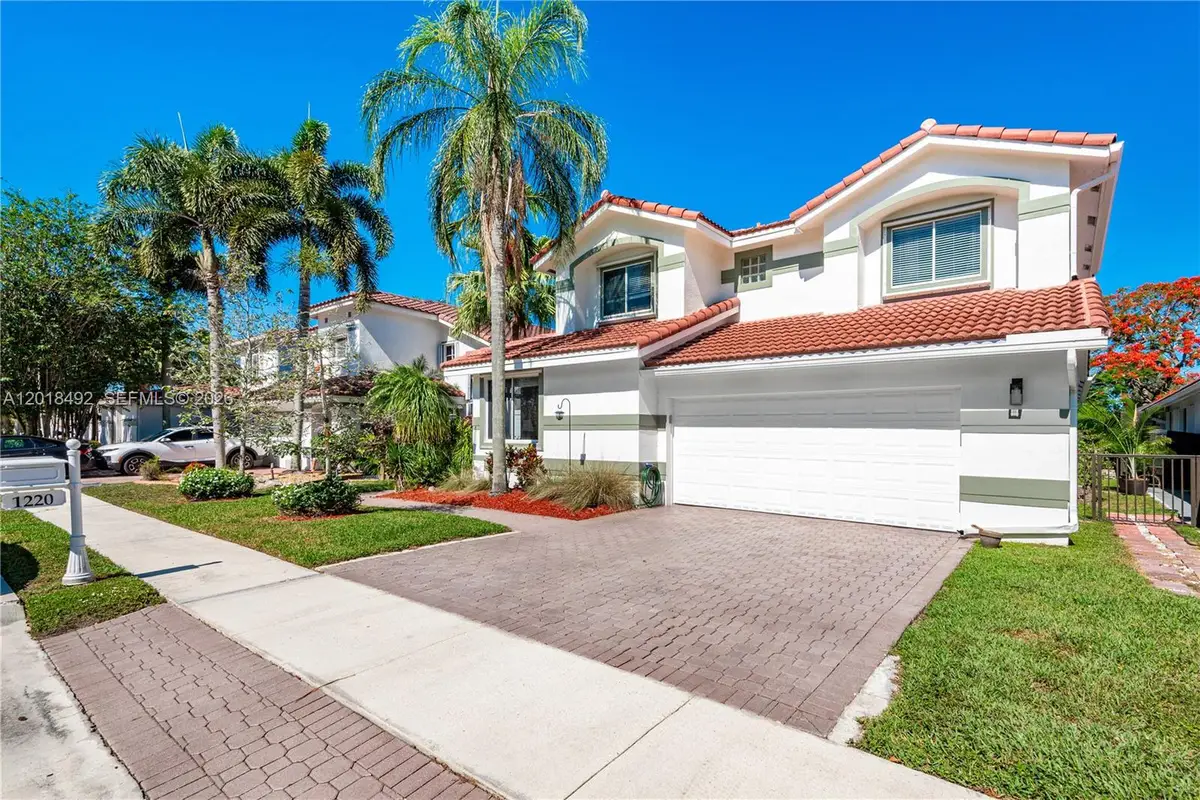 1220 W Bel Aire Dr W, Pembroke Pines, FL 33027 - #1