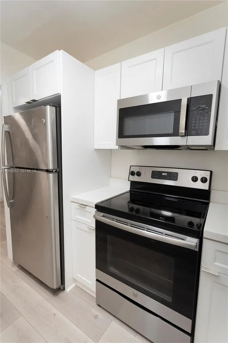 111 SW 31st Ct, Miami, FL 33135 - #3