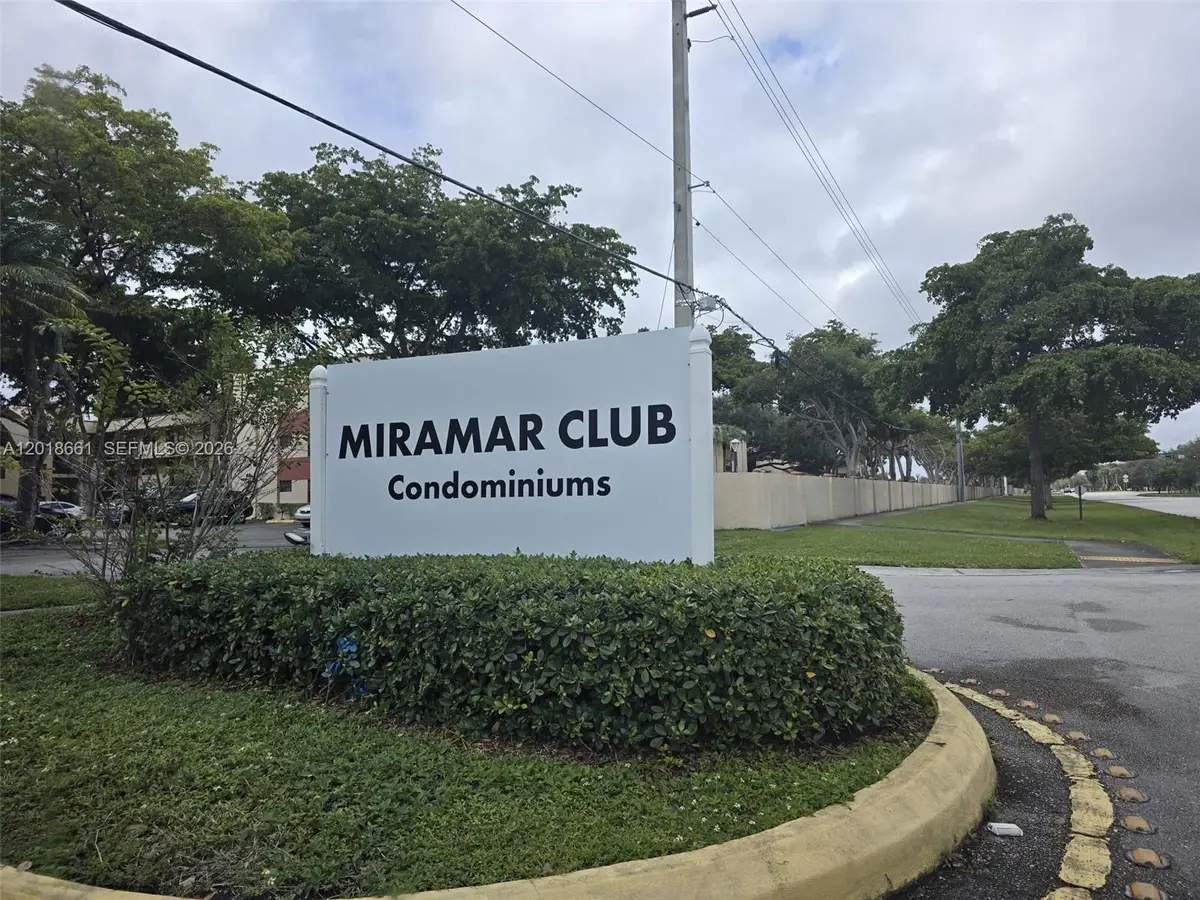 3396 Foxcroft Rd #113, Miramar, FL 33025 - #1
