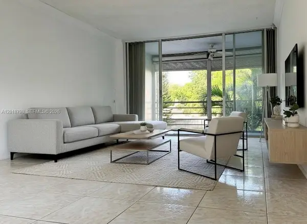 Address Withheld By Seller, Davie, FL 33324