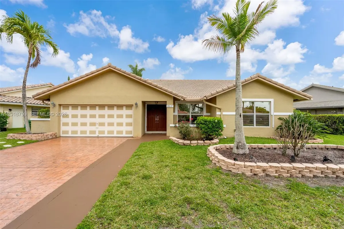 7817 Sunflower Dr, Margate, FL 33063 - #1