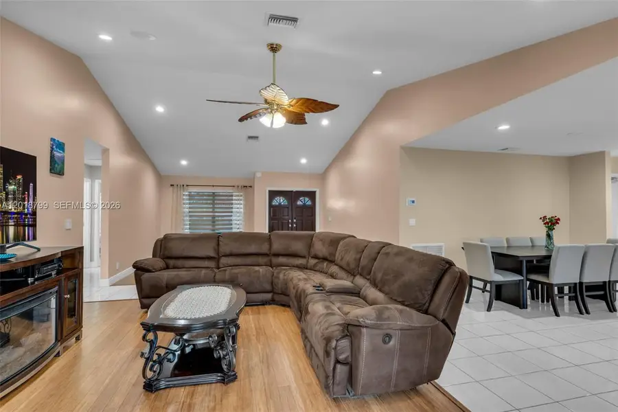 7817 Sunflower Dr, Margate, FL 33063 - #2