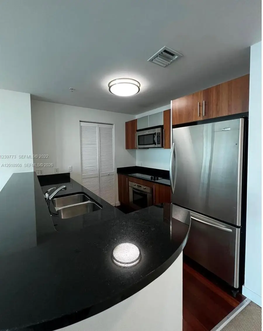 300 S Biscayne Blvd #T-1606, Miami, FL 33131 - #3