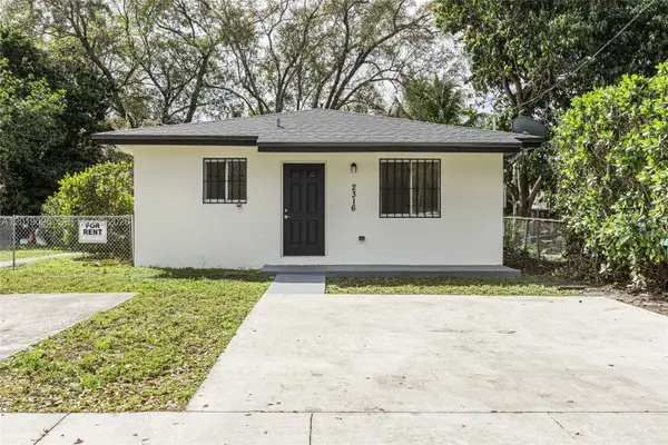 2316-2318 NW 98th St, Miami, FL 33147