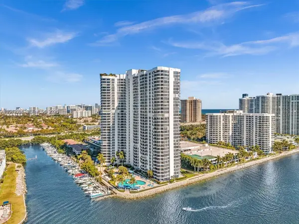 3530 Mystic Pointe Dr #1205, Aventura, FL 33180