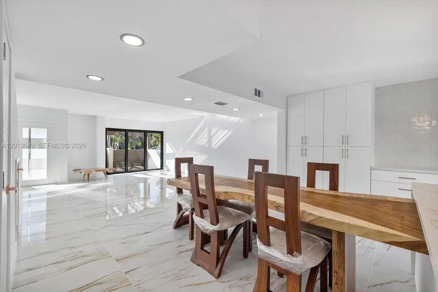 16449 NE 26th Ave #16, North Miami Beach, FL 33160 - #2