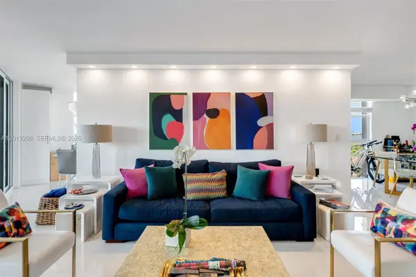 1000 Quayside Ter #901, Miami, FL 33138