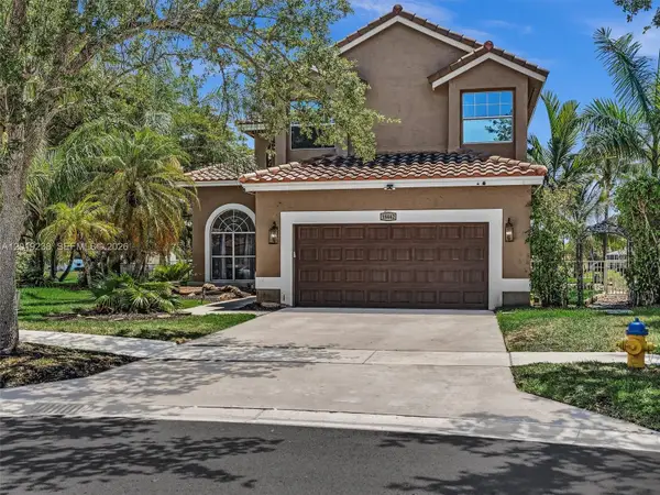 18442 NW 12th St, Pembroke Pines, FL 33029
