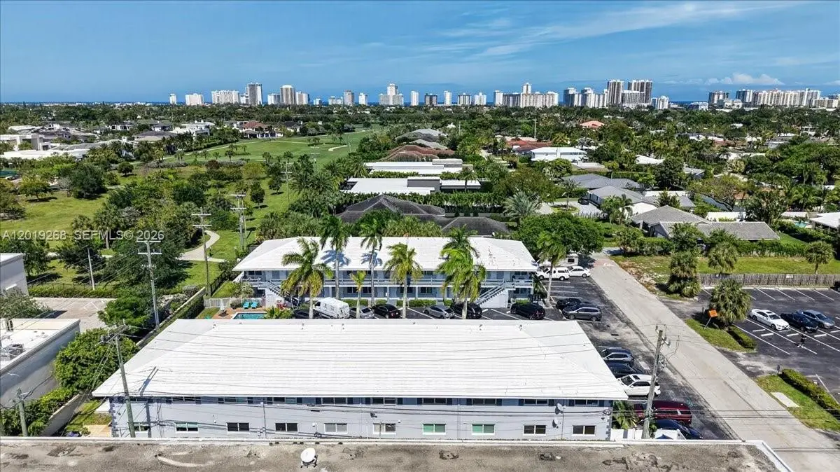 2115 NE 37th Dr #120, Fort Lauderdale, FL 33308 - #1