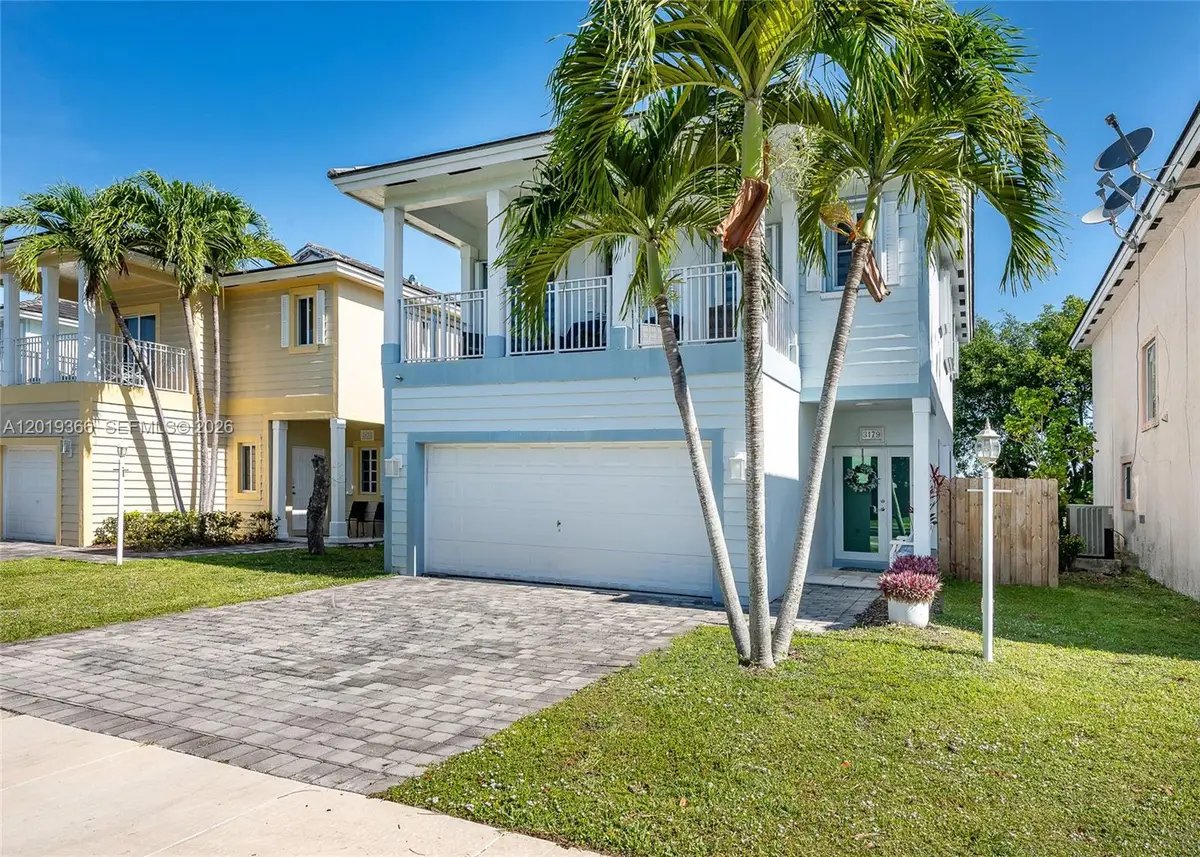 3179 NE 4th St, Homestead, FL 33033 - #1
