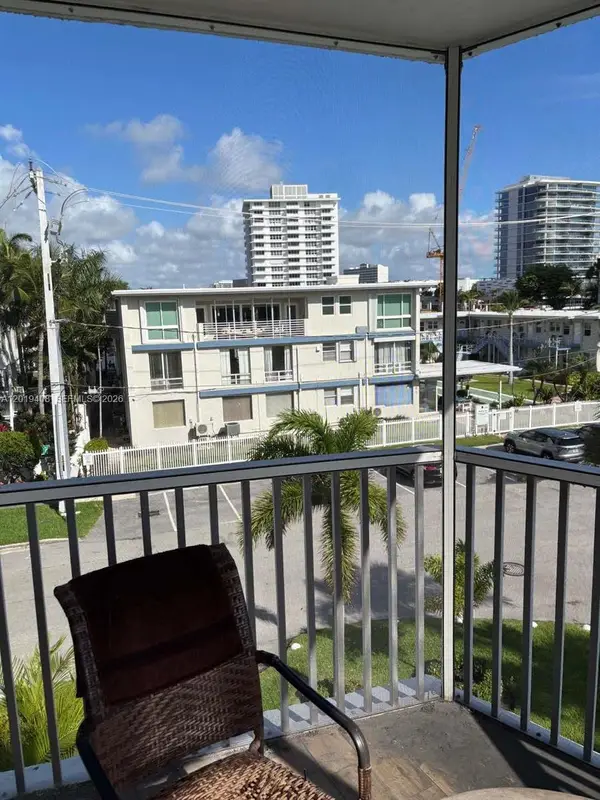 720 Bayshore Dr #301, Fort Lauderdale, FL 33304