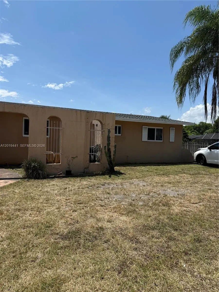 19650 SW 117th Ave, Miami, FL 33177 - #2