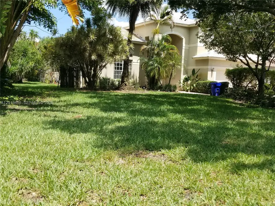17047 NW 16th St, Pembroke Pines, FL 33028 - #2