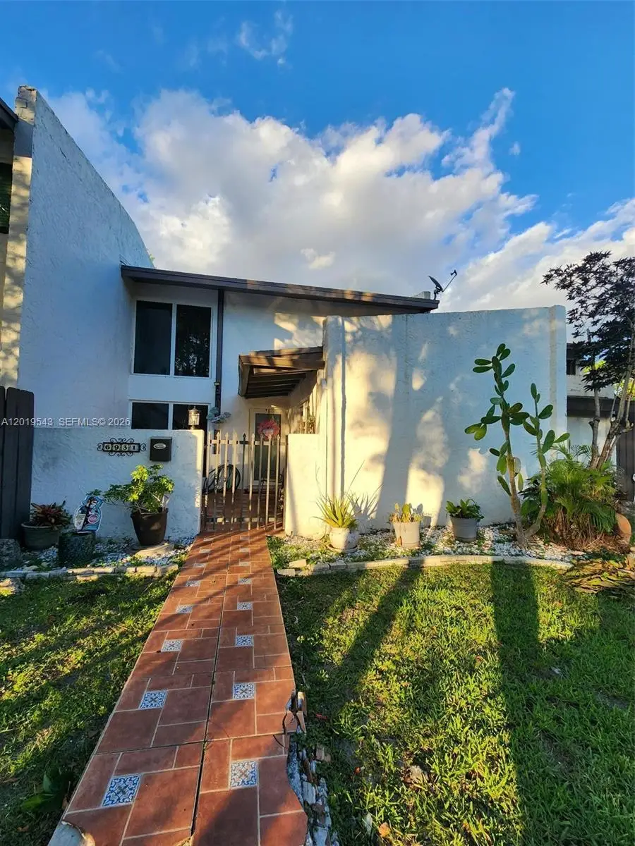 6931 SW 111th Ct, Miami, FL 33173 - #1