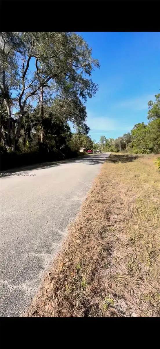 2112 Irving Ave, Alva, FL 33920 - #2