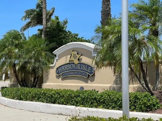19 W Harbour Isle Dr W #103, Fort Pierce, FL 34949 - #1