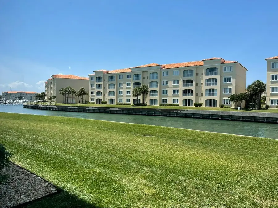19 W Harbour Isle Dr W #103, Fort Pierce, FL 34949 - #3