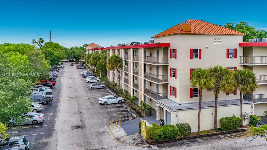 3000 NW 48th Ter #126, Lauderdale Lakes, FL 33313 - #2