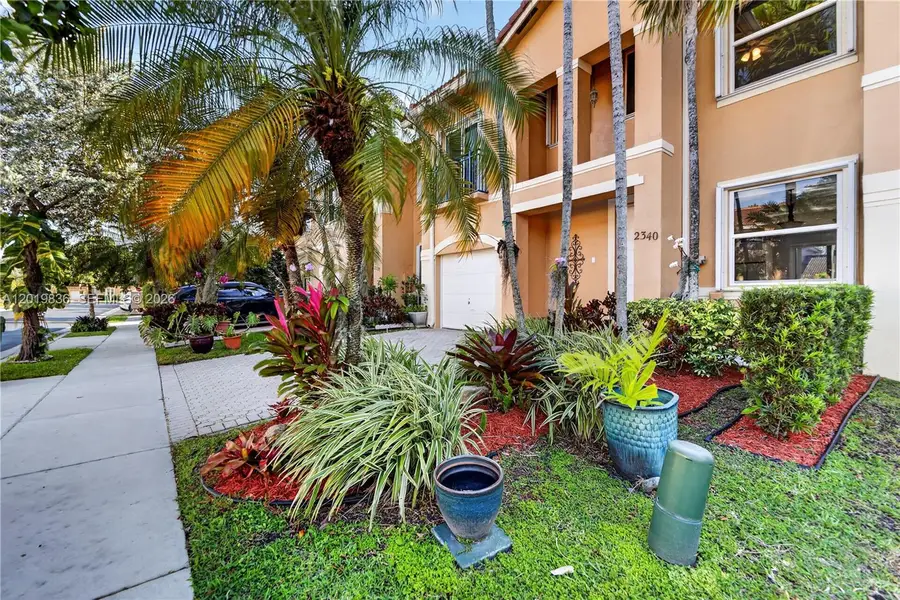 2340 NW 161st Ave, Pembroke Pines, FL 33028 - #3
