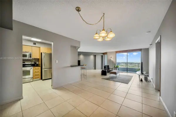 3300 NE 191st St #LP04, Aventura, FL 33180