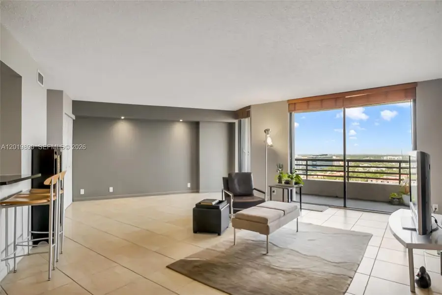 3300 NE 191st St #LP04, Aventura, FL 33180 - #2