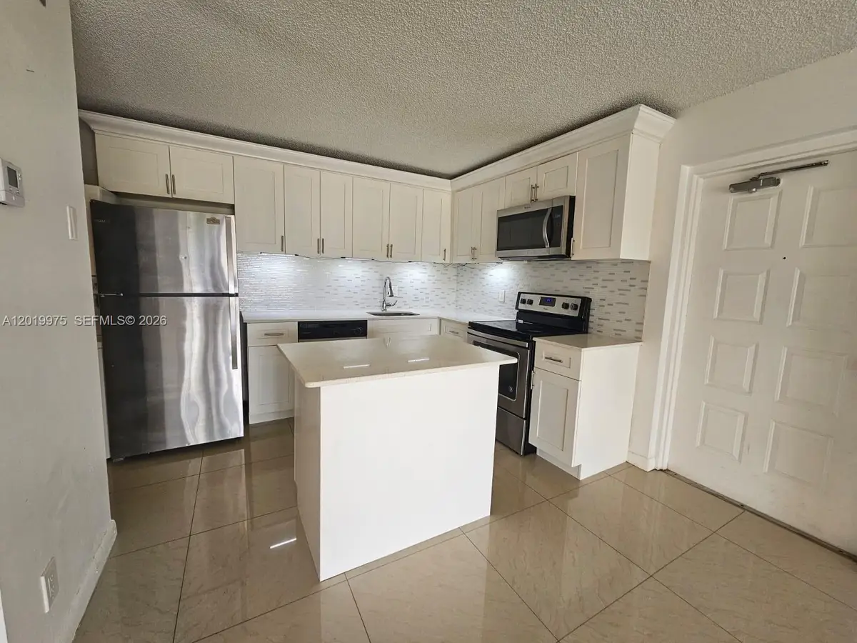 1105 Green Pine Blvd #E3, West Palm Beach, FL 33409 - #1