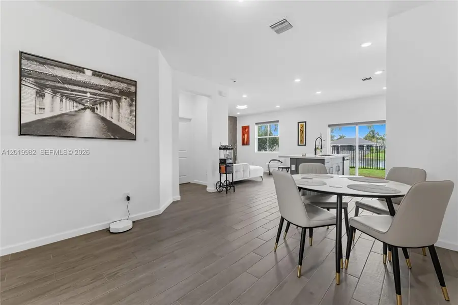 805 SE 18th St, Homestead, FL 33034 - #2