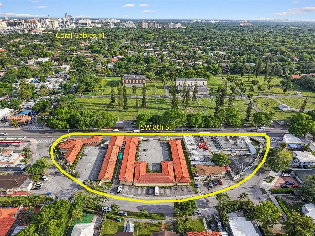 4445 SW 8th St, Miami, FL 33134 - #1