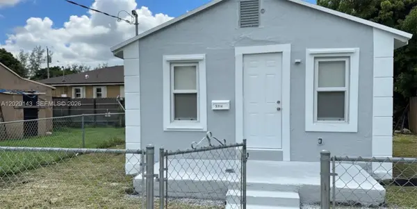 2103 NW 57th St, Miami, FL 33142