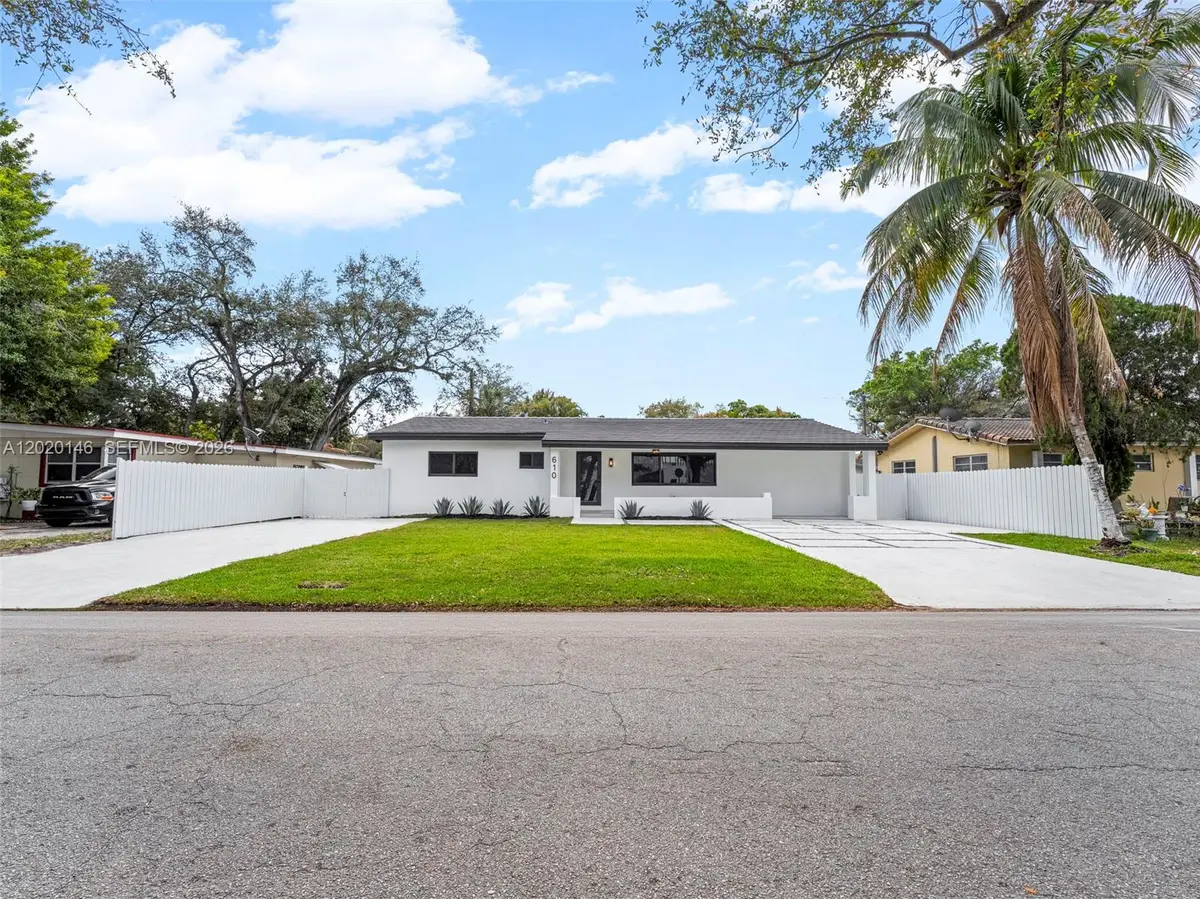 610 NE 164th Ter, Miami, FL 33162 - #1