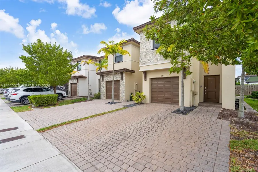 25175 SW 108th Ave, Homestead, FL 33032 - #2
