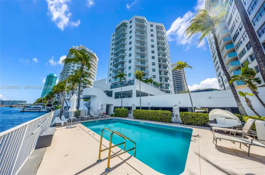 5880 Collins Ave #1007, Miami Beach, FL 33140 - #3