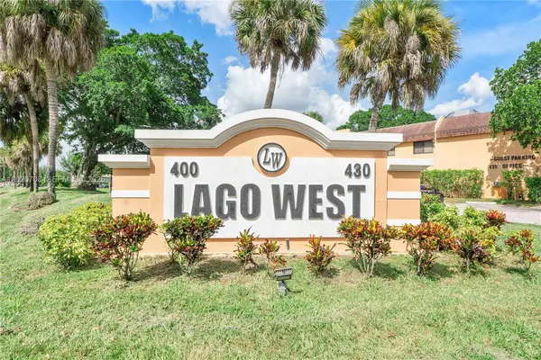 430 Commodore Dr #213, Plantation, FL 33325